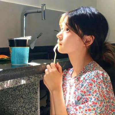 来路不明的神秘女友海报